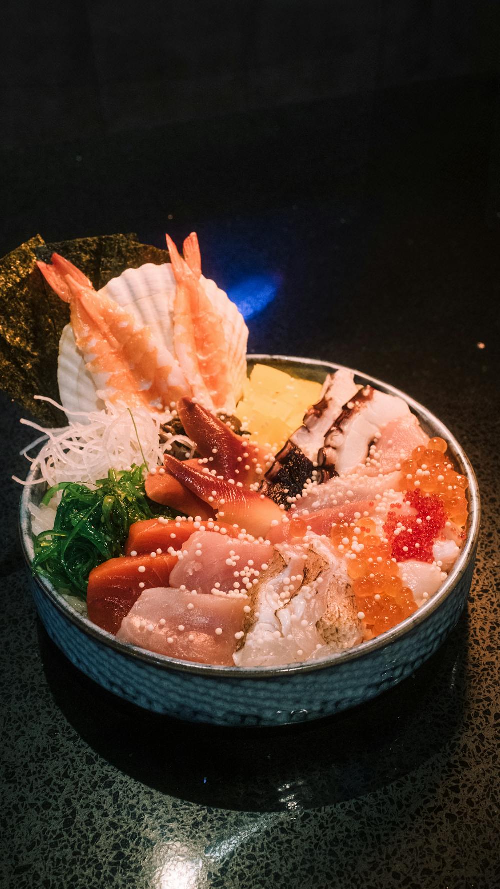 海鮮丼 ・ Seafood rice bowl