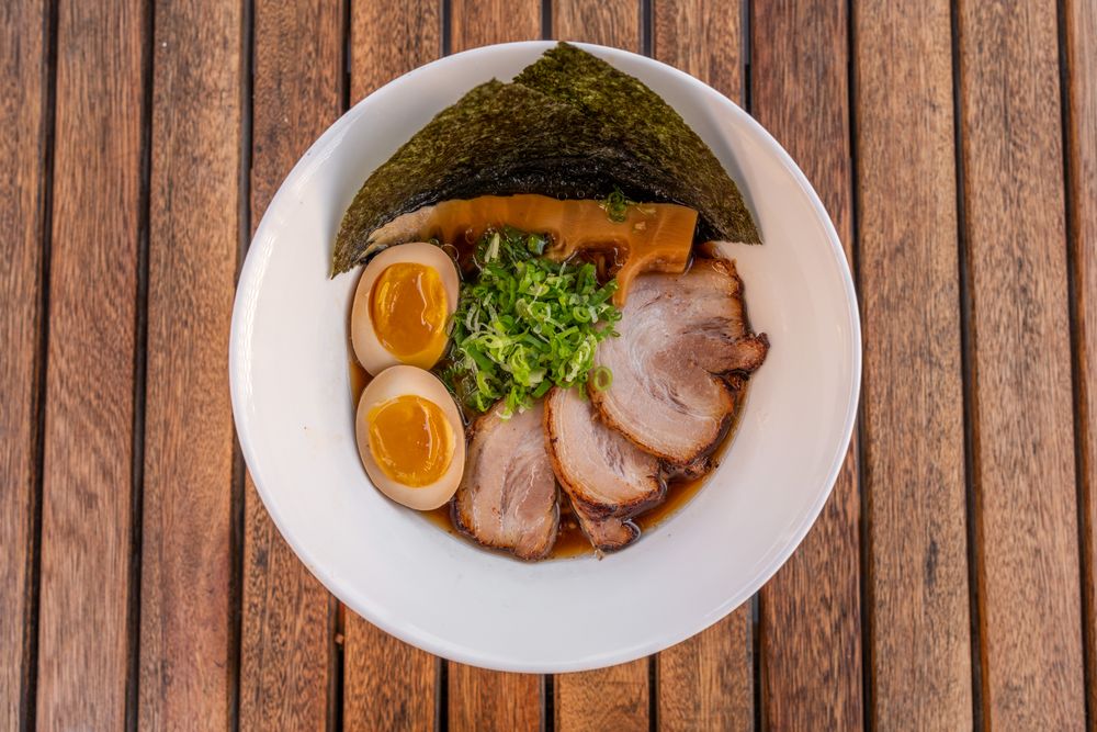 函館塩ラーメン ・ Hakodate shio ramen